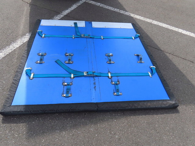 いすゞエルフ冷凍車（冷蔵車）小型（2t・3t）[写真33]