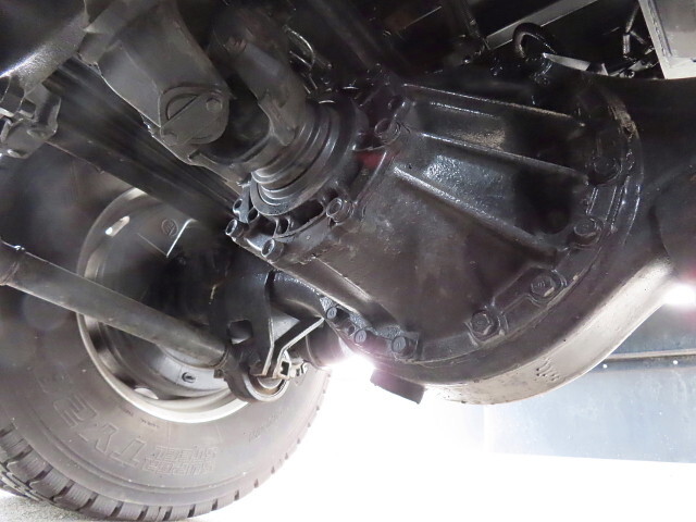 三菱ふそうスーパーグレート深ダンプ（土砂禁ダンプ）大型（10t）[写真10]