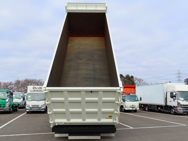 三菱ふそうスーパーグレート深ダンプ（土砂禁ダンプ）大型（10t）[写真07]