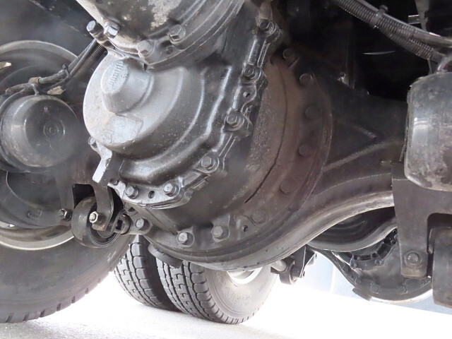 三菱ふそうスーパーグレート深ダンプ（土砂禁ダンプ）大型（10t）[写真09]