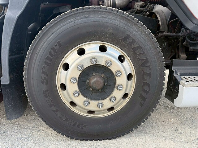 いすゞギガトレーラーヘッド（トラクターヘッド）大型（10t）[写真11]