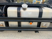 いすゞギガトレーラーヘッド（トラクターヘッド）大型（10t）[写真19]