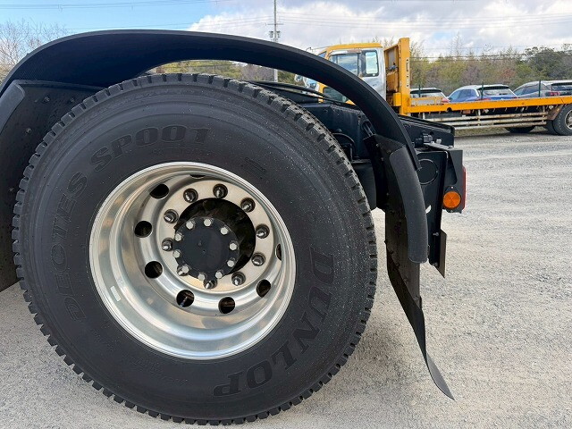 いすゞギガトレーラーヘッド（トラクターヘッド）大型（10t）[写真22]