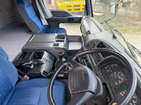 いすゞギガトレーラーヘッド（トラクターヘッド）大型（10t）[写真38]