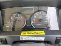 いすゞエルフ高所作業車小型（2t・3t）[写真13]