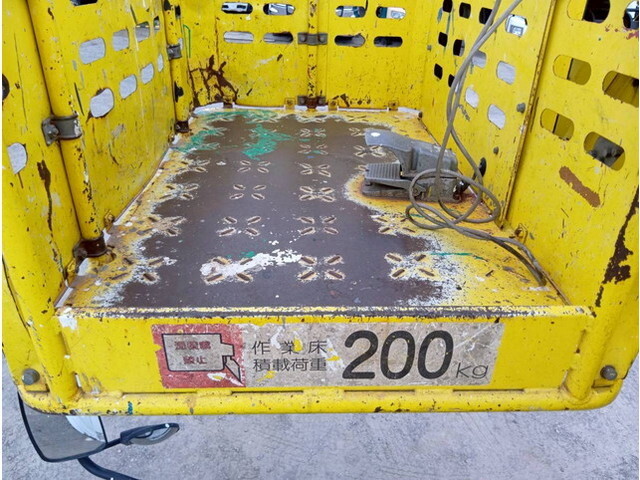 いすゞエルフ高所作業車小型（2t・3t）[写真28]