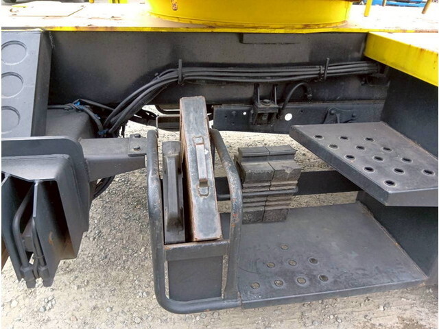 いすゞエルフ高所作業車小型（2t・3t）[写真31]