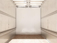 三菱ふそうキャンターアルミウイング小型（2t・3t）[写真13]