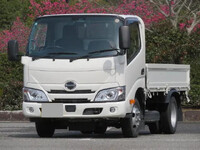 日野デュトロ平ボディ小型（2t・3t）[写真01]