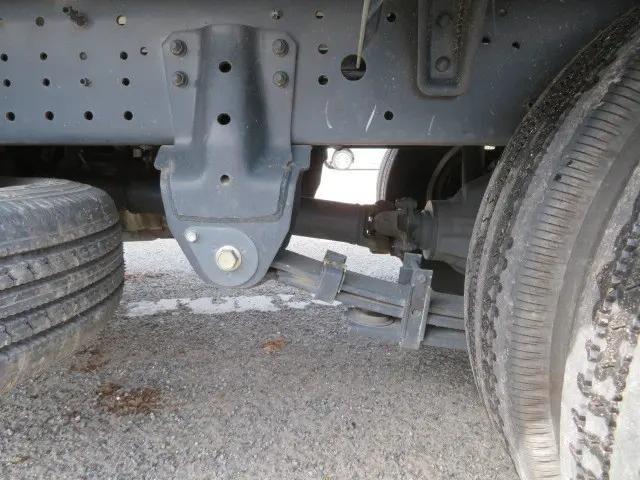 日野デュトロ平ボディ小型（2t・3t）[写真38]