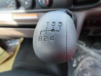 三菱ふそうキャンタークレーン4段小型（2t・3t）[写真17]