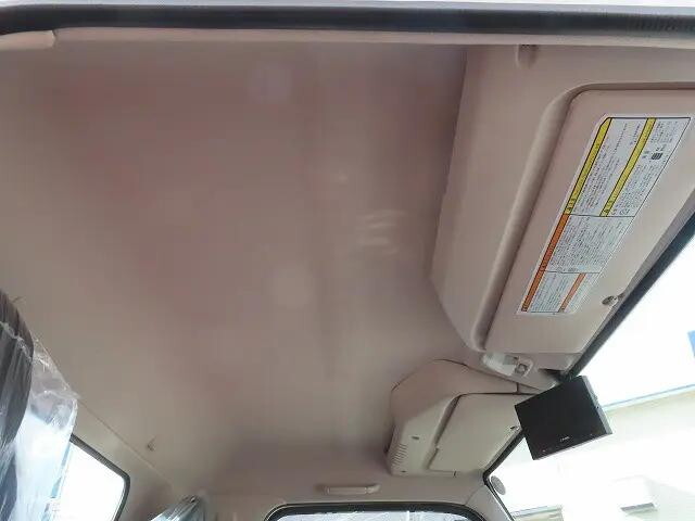 三菱ふそうキャンタークレーン4段小型（2t・3t）[写真18]