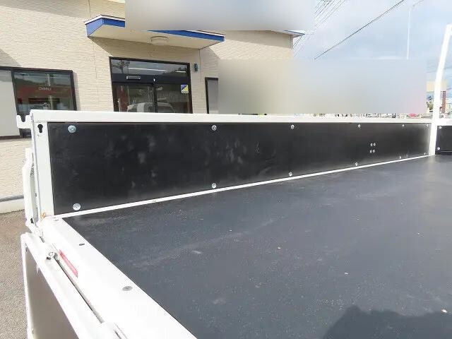 三菱ふそうキャンタークレーン4段小型（2t・3t）[写真21]