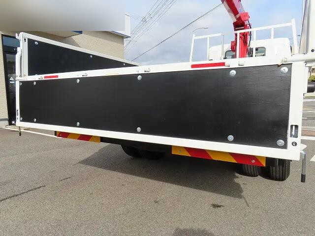 三菱ふそうキャンタークレーン4段小型（2t・3t）[写真23]