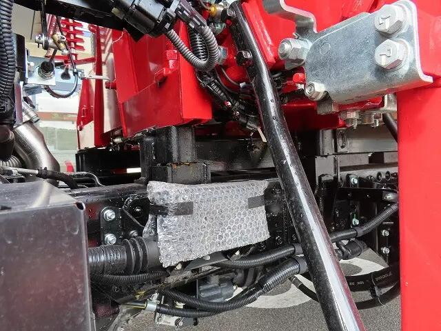 三菱ふそうキャンタークレーン4段小型（2t・3t）[写真36]