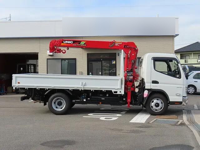 三菱ふそうキャンタークレーン4段小型（2t・3t）[写真04]