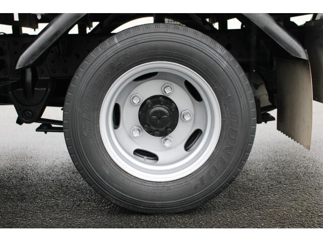 三菱ふそうキャンター平ボディ小型（2t・3t）[写真30]