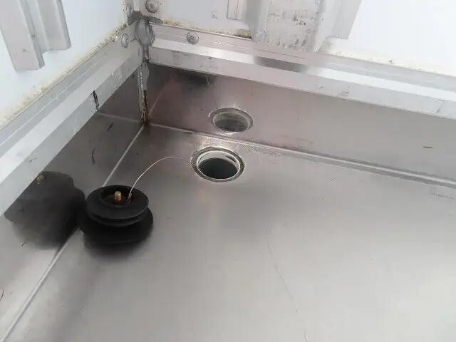 日野デュトロ冷凍車（冷蔵車）小型（2t・3t）[写真29]