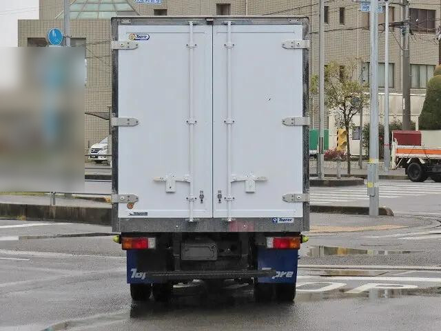 日野デュトロ冷凍車（冷蔵車）小型（2t・3t）[写真07]