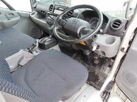 日野デュトロ冷凍車（冷蔵車）小型（2t・3t）[写真10]