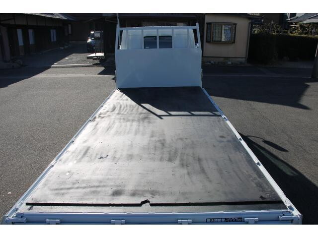 三菱ふそうキャンター平ボディ小型（2t・3t）[写真14]