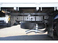 三菱ふそうキャンター平ボディ小型（2t・3t）[写真21]