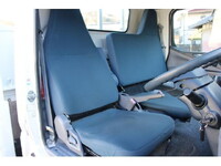 三菱ふそうキャンター平ボディ小型（2t・3t）[写真36]