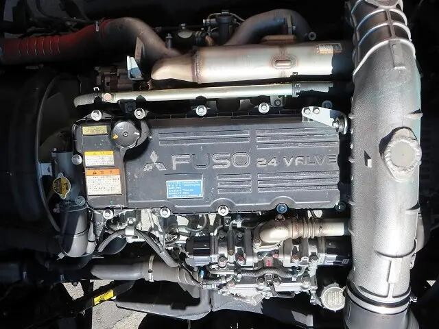 三菱ふそうファイターアルミブロック増トン（6t・8t）[写真05]