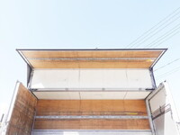 いすゞフォワードアルミウイング中型（4t）[写真13]