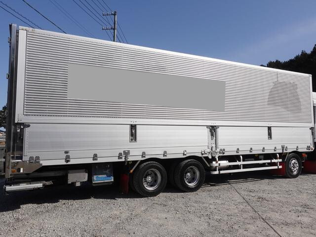 三菱ふそうスーパーグレートアルミウイング大型（10t）[写真07]