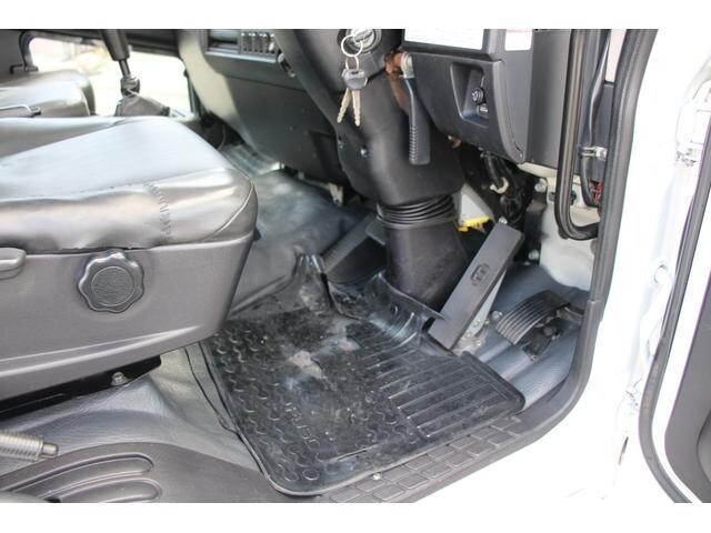 三菱ふそうファイターパッカー車（塵芥車）中型（4t）[写真34]