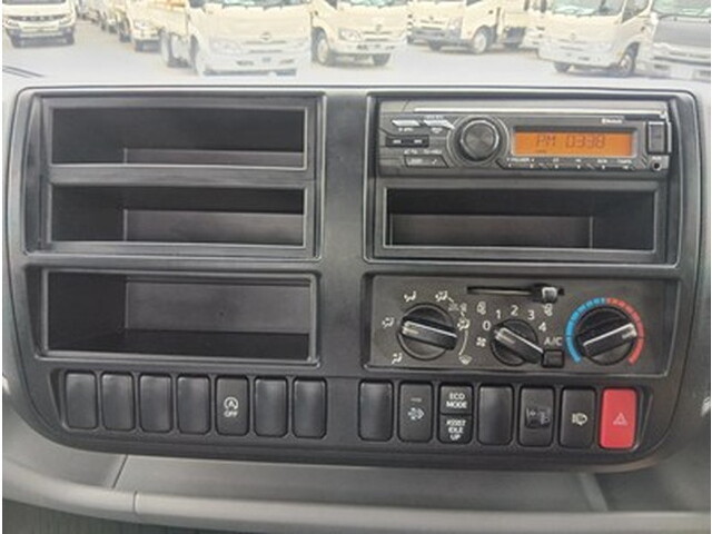 トヨタトヨエース平ボディ小型（2t・3t）[写真21]