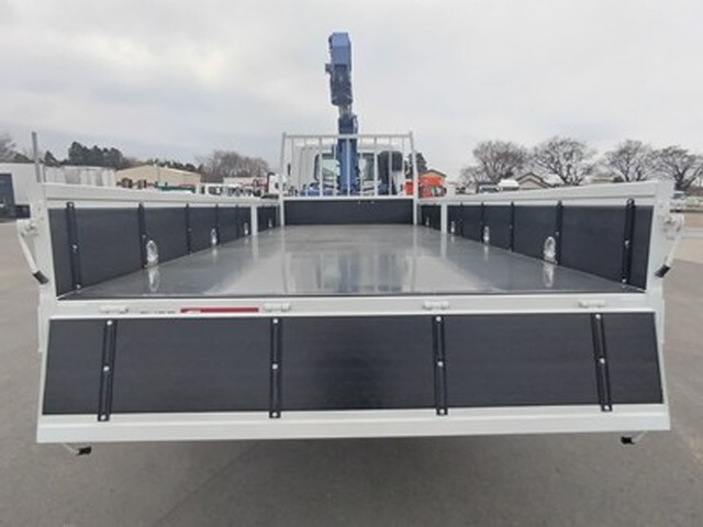 三菱ふそうファイタークレーン4段中型（4t）[写真07]