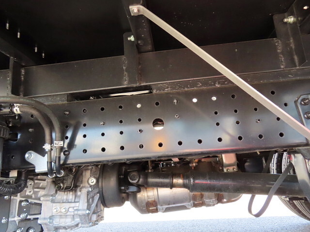 日野デュトロアルミバン小型（2t・3t）[写真11]