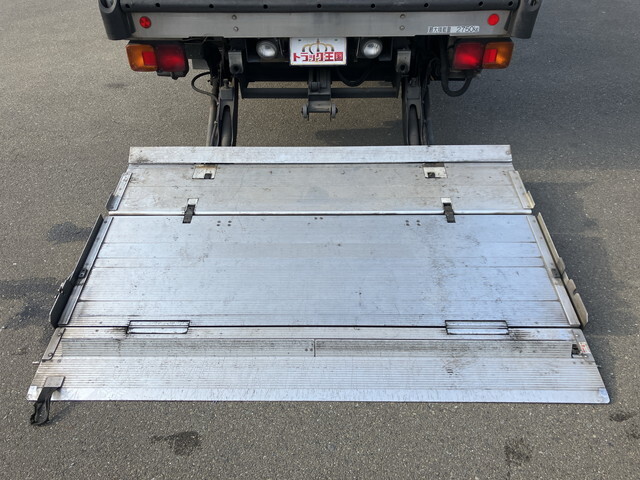 日野レンジャー冷凍車（冷蔵車）中型（4t）[写真19]