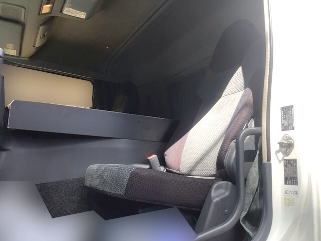 三菱ふそうスーパーグレートクレーン4段大型（10t）[写真29]