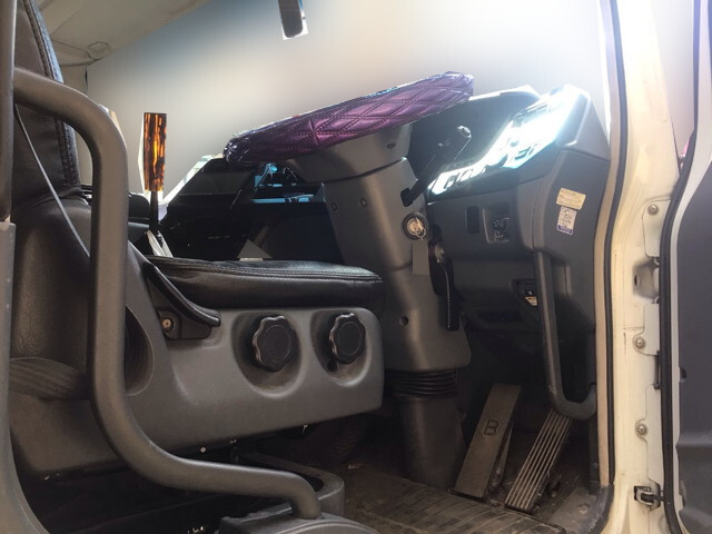 三菱ふそうスーパーグレートクレーン4段大型（10t）[写真31]