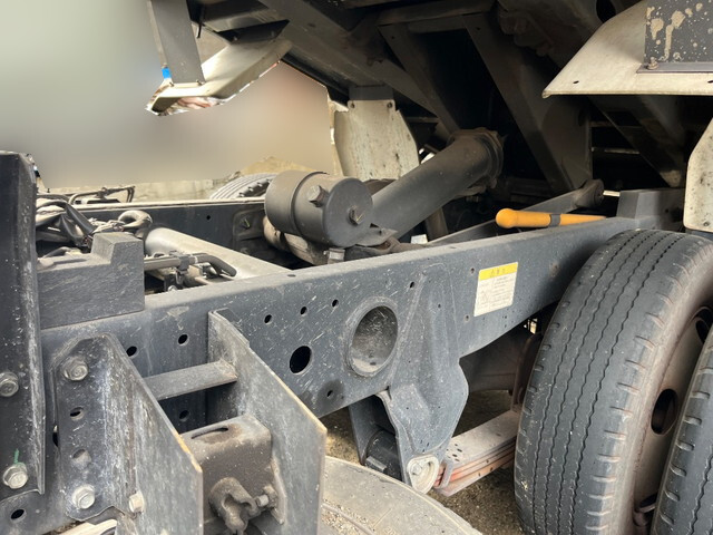 三菱ふそうキャンターダンプ小型（2t・3t）[写真17]