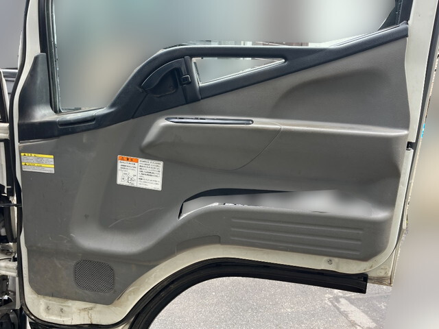 三菱ふそうキャンターダンプ小型（2t・3t）[写真26]