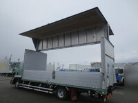 いすゞフォワードアルミウイング中型（4t）[写真11]