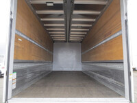 いすゞフォワードアルミウイング中型（4t）[写真12]