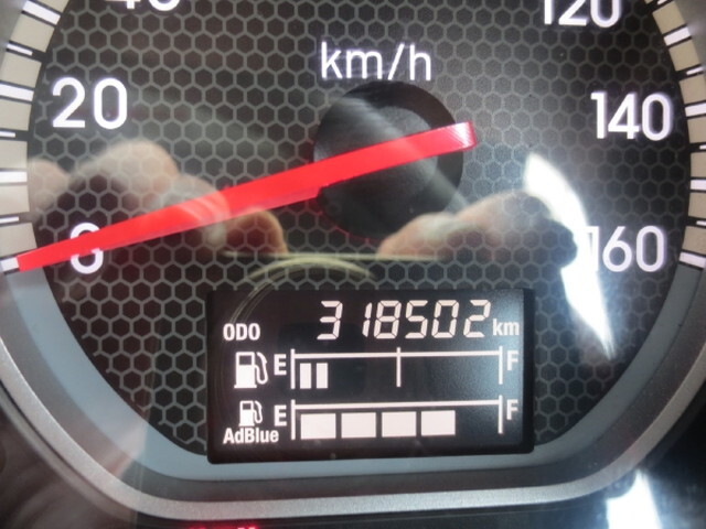 いすゞフォワードアルミウイング中型（4t）[写真19]