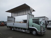 いすゞフォワードアルミウイング中型（4t）[写真10]