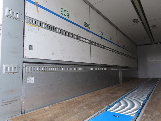 日野プロフィアアルミウイング大型（10t）[写真33]