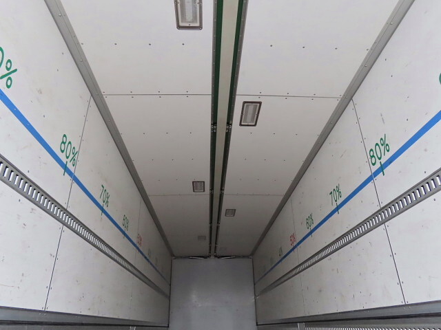 日野プロフィアアルミウイング大型（10t）[写真35]