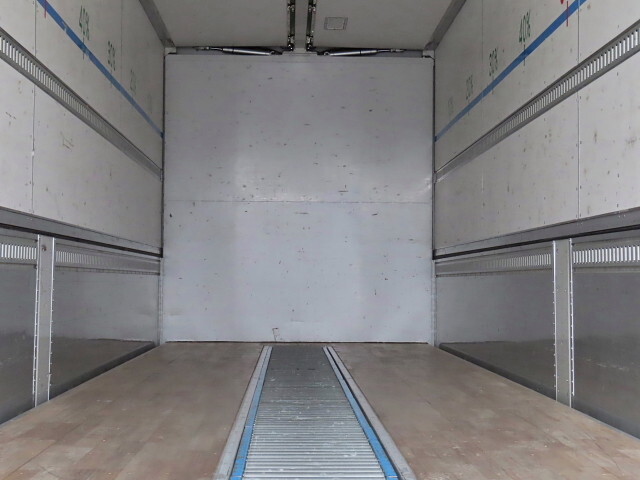 日野プロフィアアルミウイング大型（10t）[写真36]