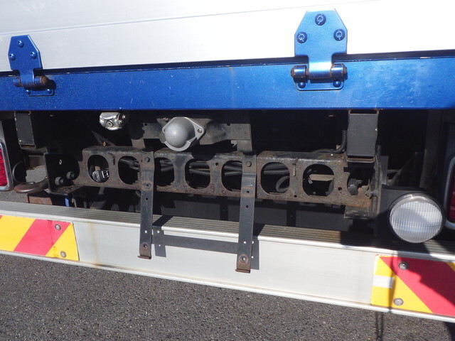 いすゞフォワードクレーン4段増トン（6t・8t）[写真14]