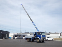 いすゞフォワードクレーン4段増トン（6t・8t）[写真01]