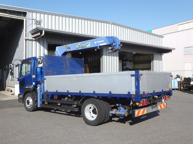 いすゞフォワードクレーン4段増トン（6t・8t）[写真02]