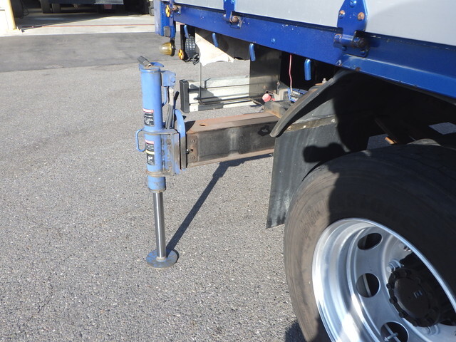 いすゞフォワードクレーン4段増トン（6t・8t）[写真21]